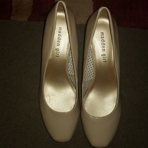 Size 8 1/2 Madden Girl Heels